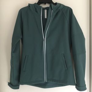 Fabletics Water Resistant windbreaker